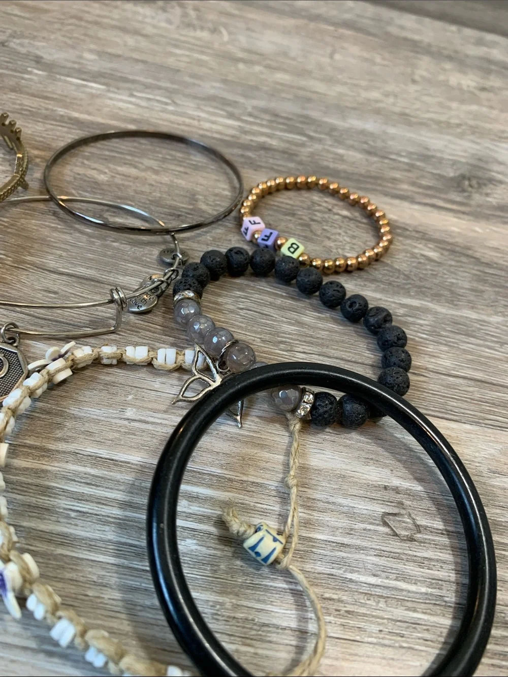 10pc Mixed Women’s Bracelet Stack in Black, Pink, Gold, White